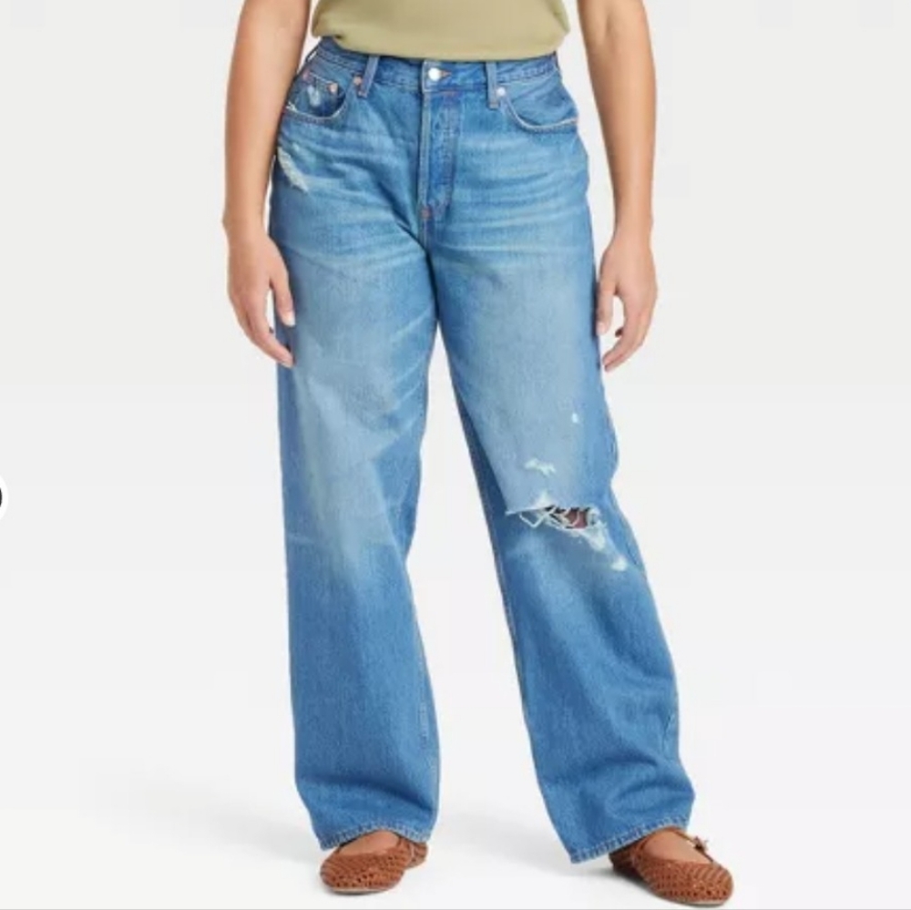 NWT Universal Threads 90's Baggy Jeans Women's 16 Mid-Rise Button-Fly Distressed